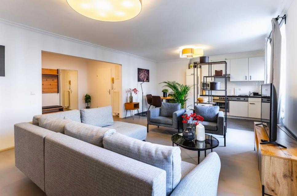 Experience Central Vienna From A Stylish And Modern Apartment Exterior foto